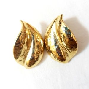 Gold leaf earrings